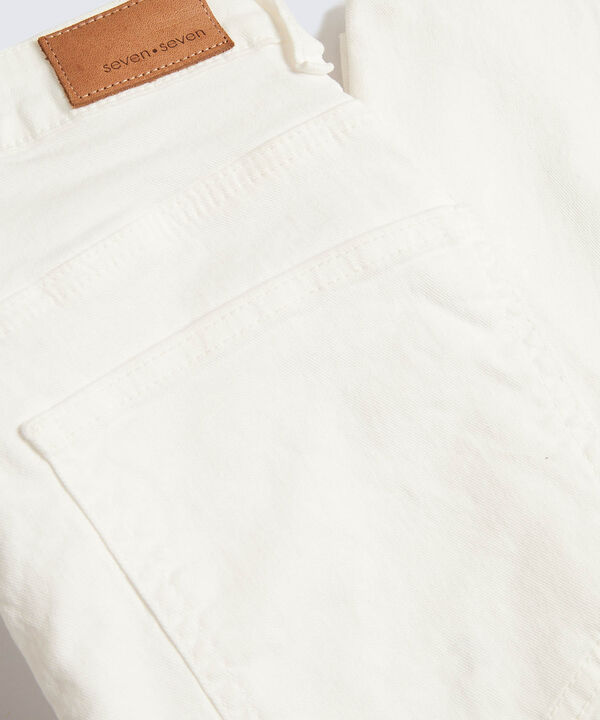 Jeans dama image number null