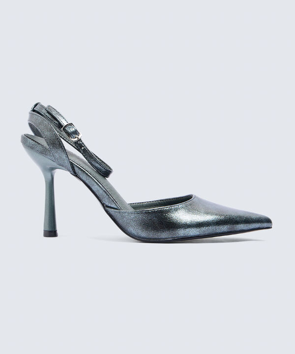 Tacones image number null