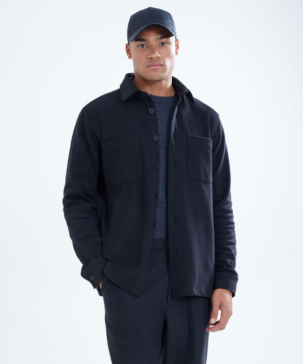 Camisas básicas para hombre 
