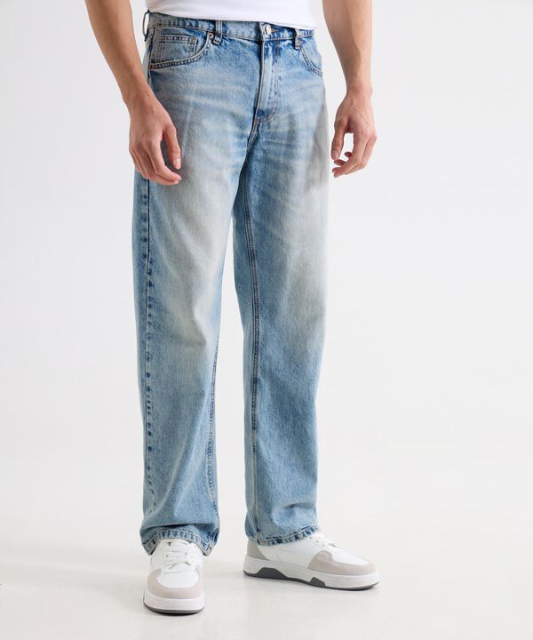 Jeans para hombre image number null