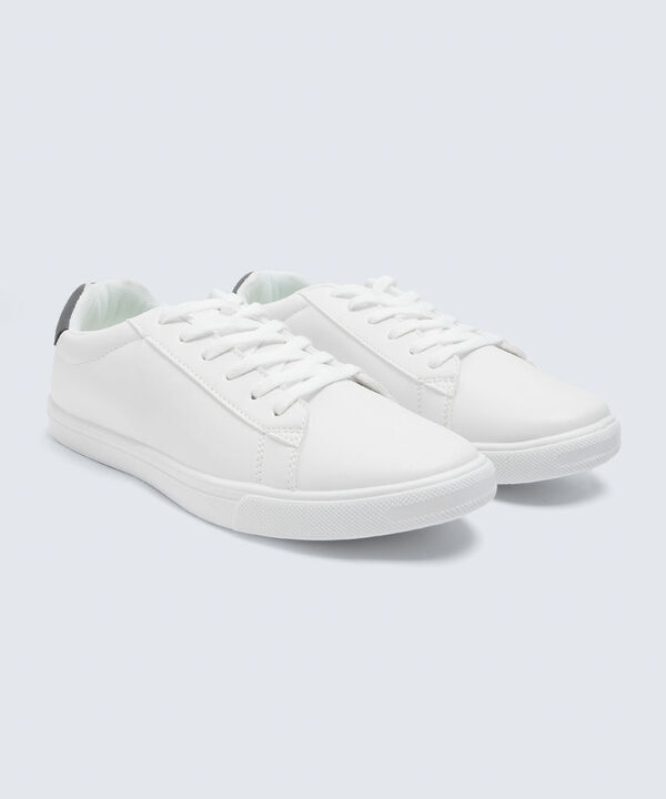 Tenis hombre image number null