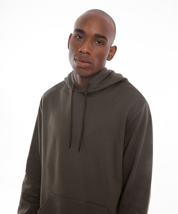Buzos y sacos básicos para hombre  image number null