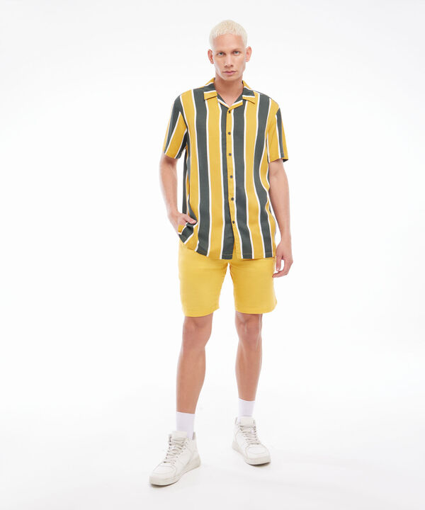 Bermudas básicas para hombre image number null