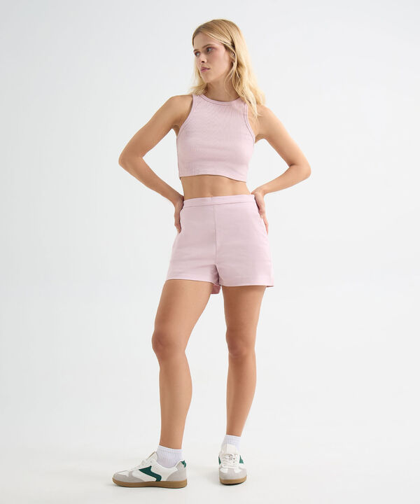 Shorts b&aacute;sicos